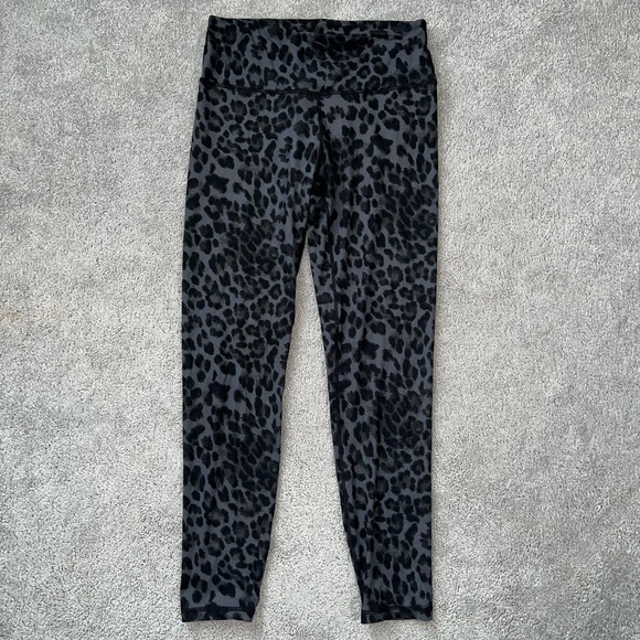 Black Leopard Leggings - Picture 4 of 5